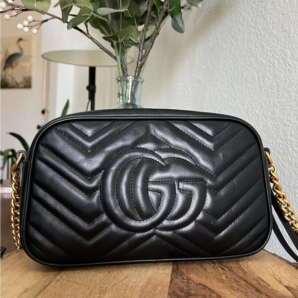 GG Marmont Small Matelase Shoulder Bag - Picture 2 of 4